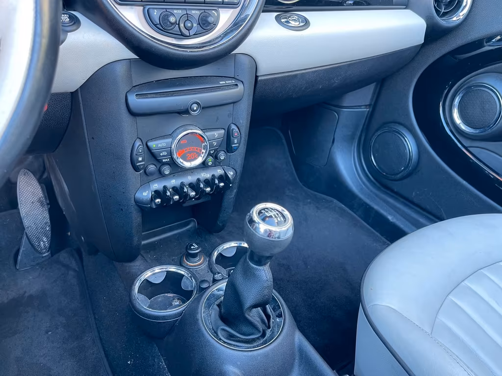 MINI Cooper Cabrio