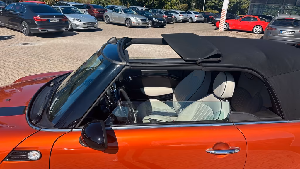 MINI Cooper Cabrio