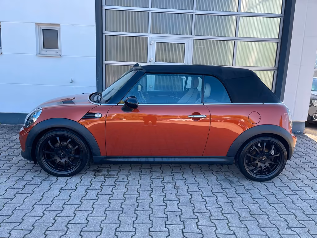 MINI Cooper Cabrio