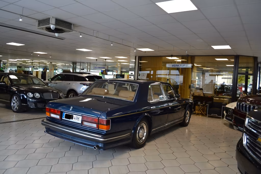 Rolls-Royce Silver Spirit