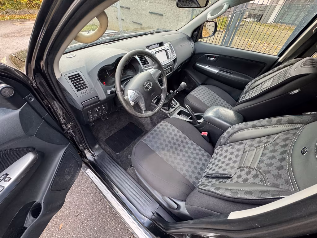 Toyota Hilux