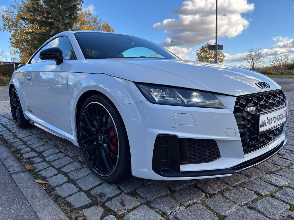 Audi TTS