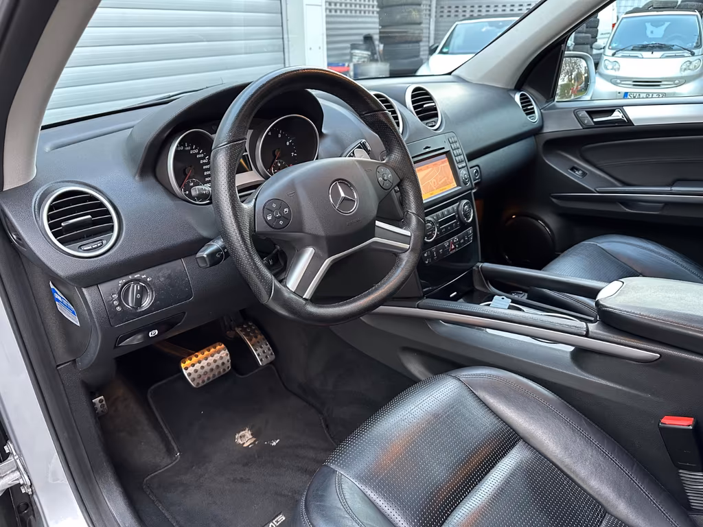 Mercedes-Benz ML 63 AMG