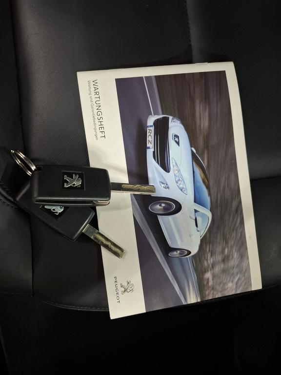 Peugeot RCZ
