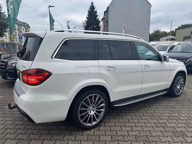 Mercedes-Benz GLS 500