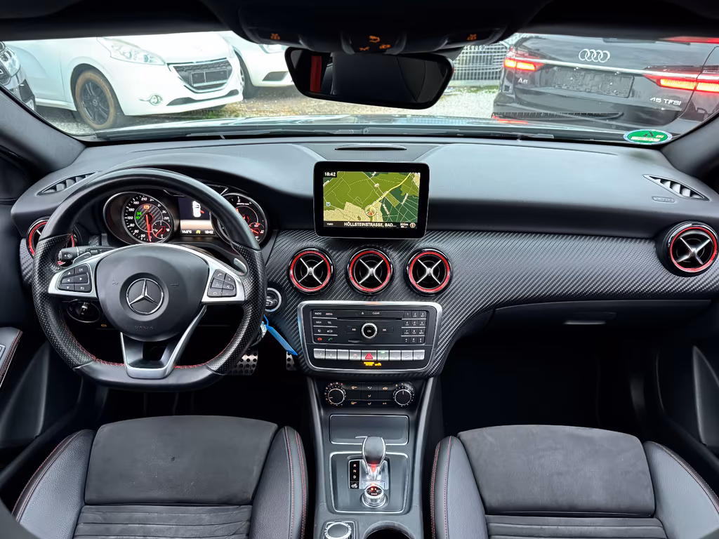 Mercedes-Benz A 45 AMG