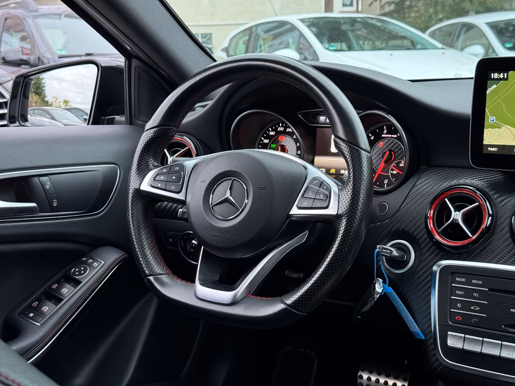 Mercedes-Benz A 45 AMG