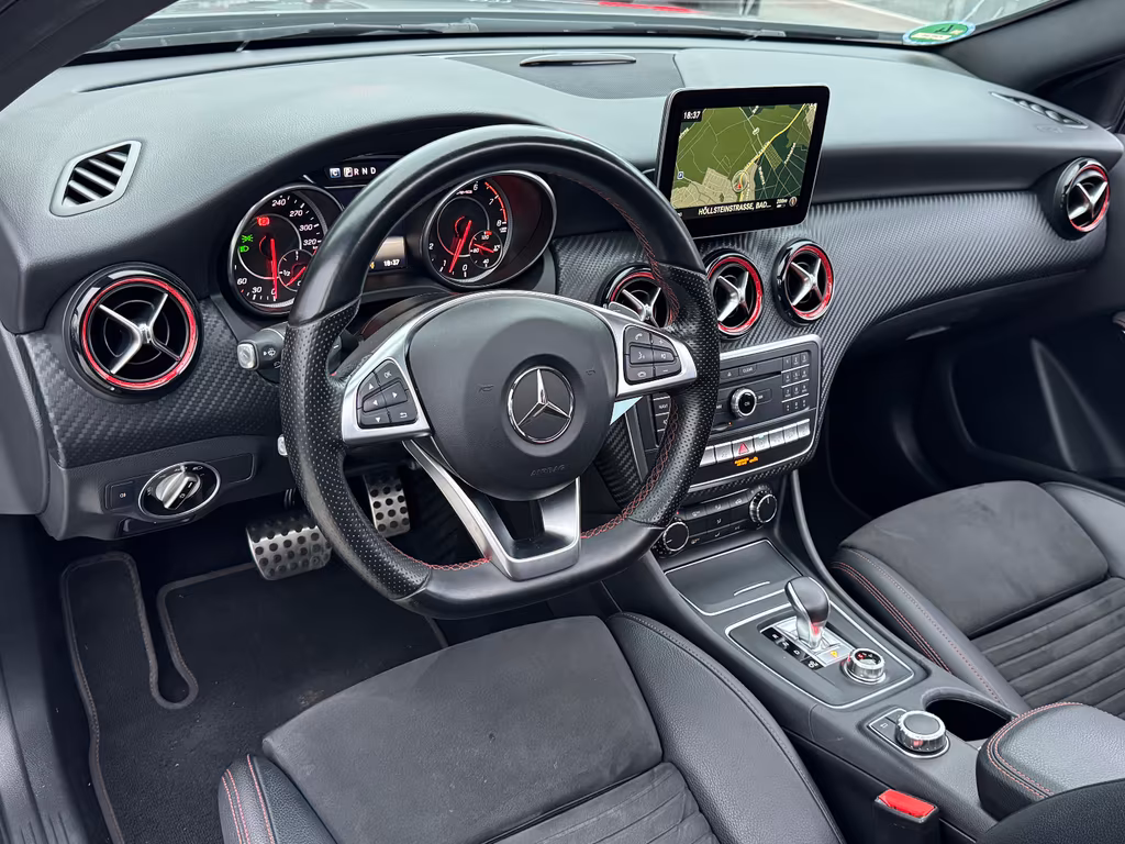 Mercedes-Benz A 45 AMG