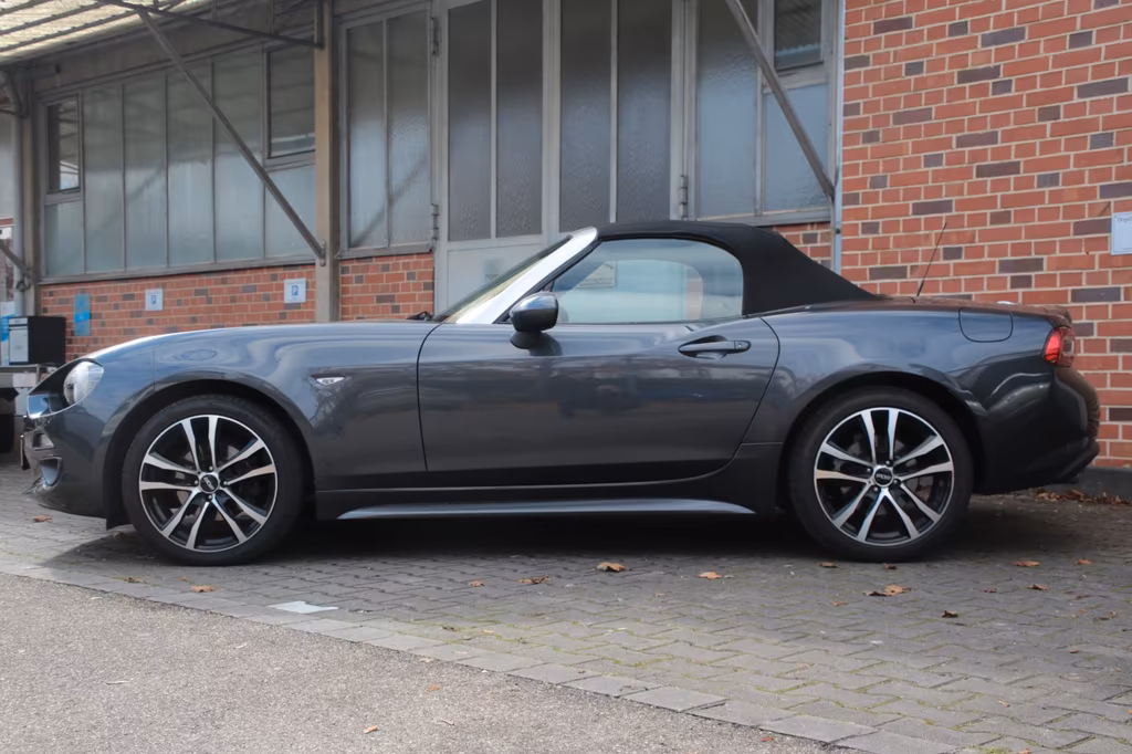 Fiat 124 Spider
