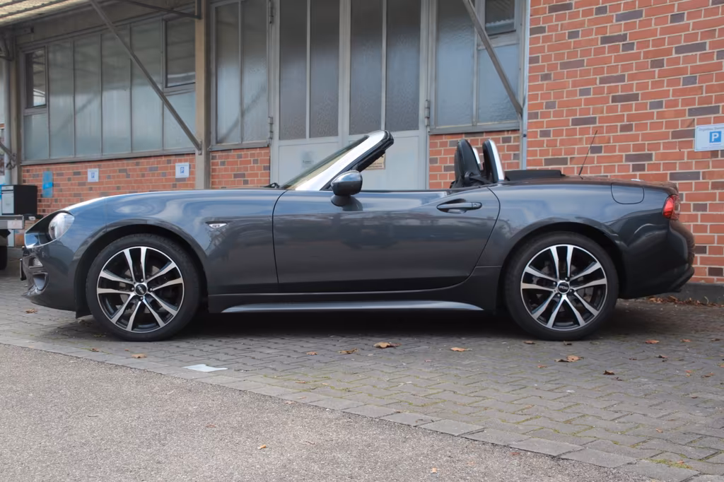 Fiat 124 Spider