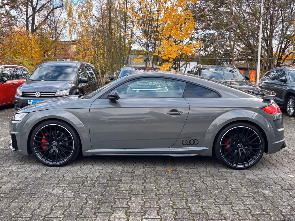 Audi TTS