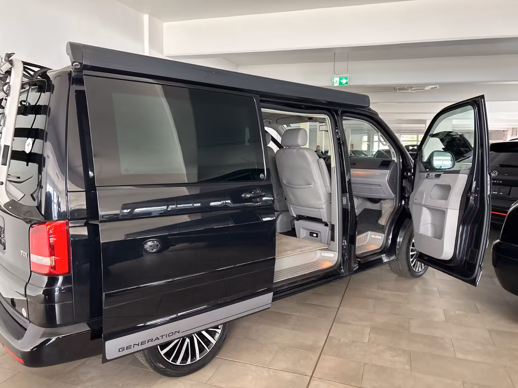 Volkswagen T5 California