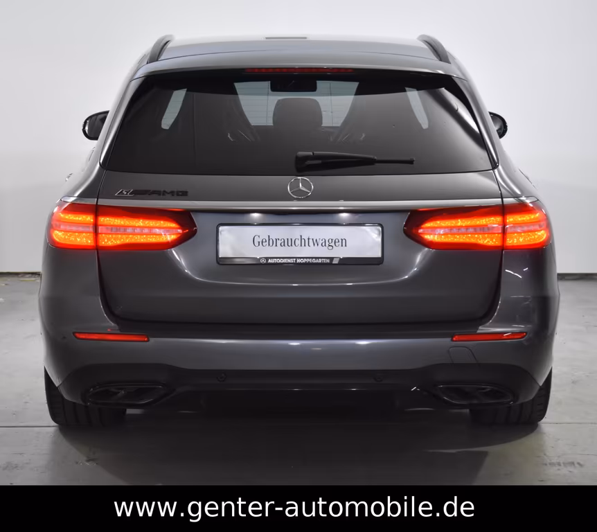 Mercedes-Benz E 43 AMG