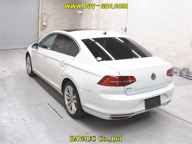VOLKSWAGEN PASSAT GTE
