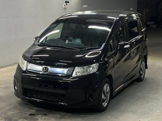 HONDA FREED SPIKE HYBRID