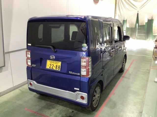 DAIHATSU WAKE