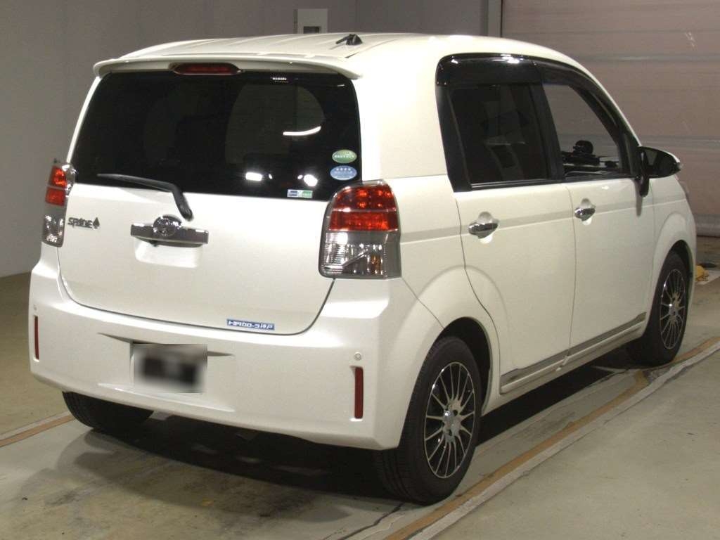 TOYOTA SPADE