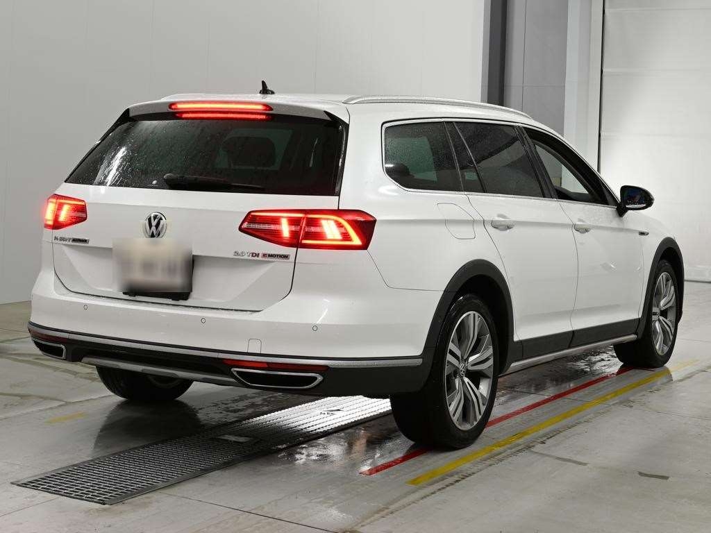 VOLKSWAGEN PASSAT ALLTRACK