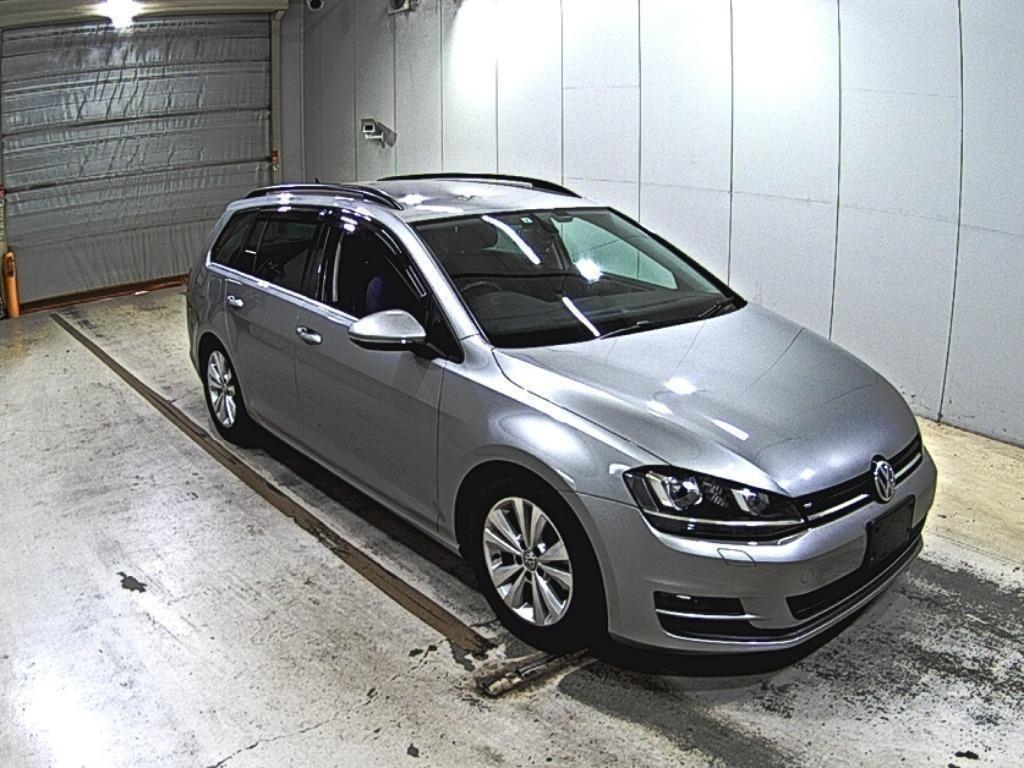 VOLKSWAGEN GOLF VARIANT