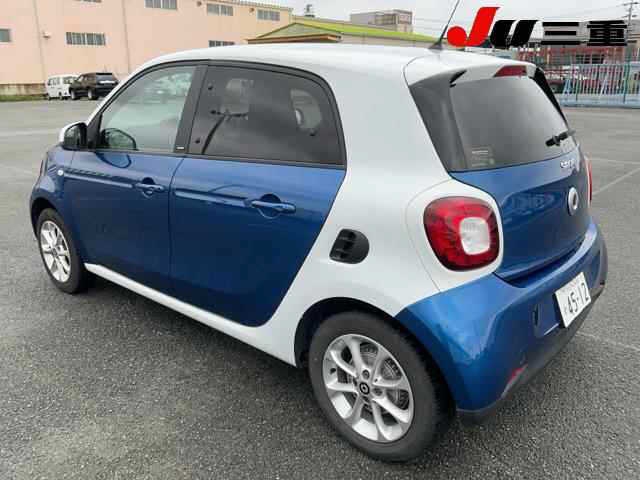 SMART FOURFOUR