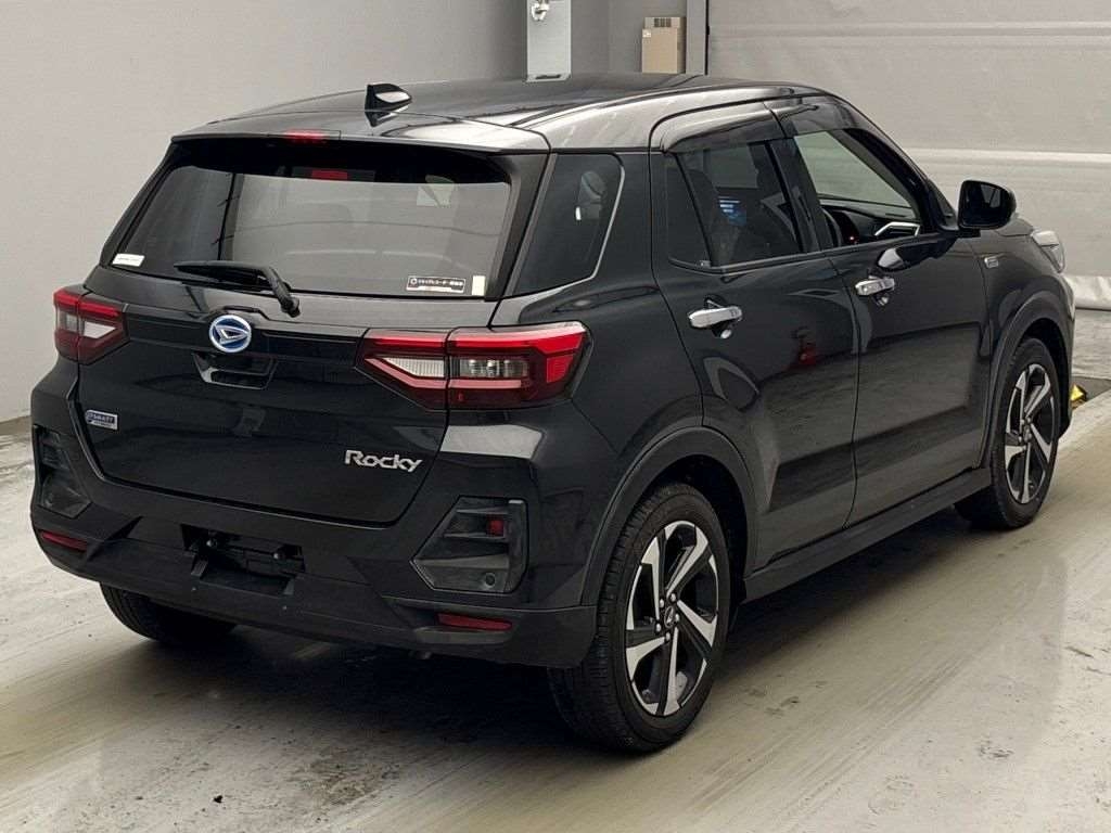 DAIHATSU ROCKY