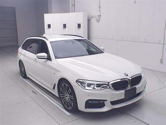 BMW 5 SERIES