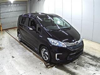 HONDA FREED HYBRID