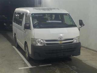 TOYOTA HIACE WAGON