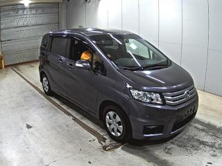 HONDA FREED SPIKE