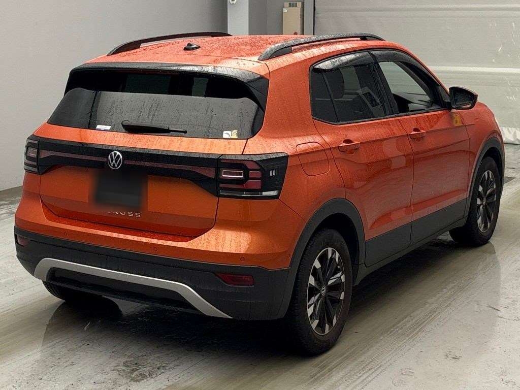 VOLKSWAGEN T-CROSS