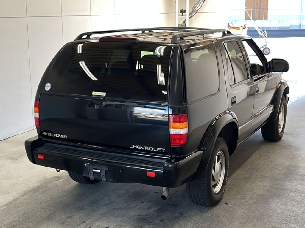 CHEVROLET BLAZER