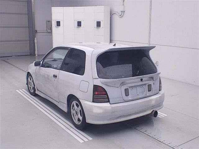 TOYOTA STARLET