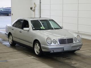 MERCEDES BENZ E CLASS