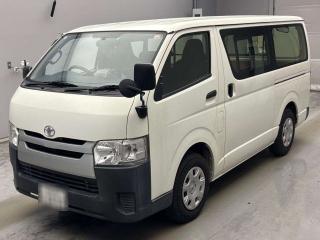 TOYOTA REGIUS VAN