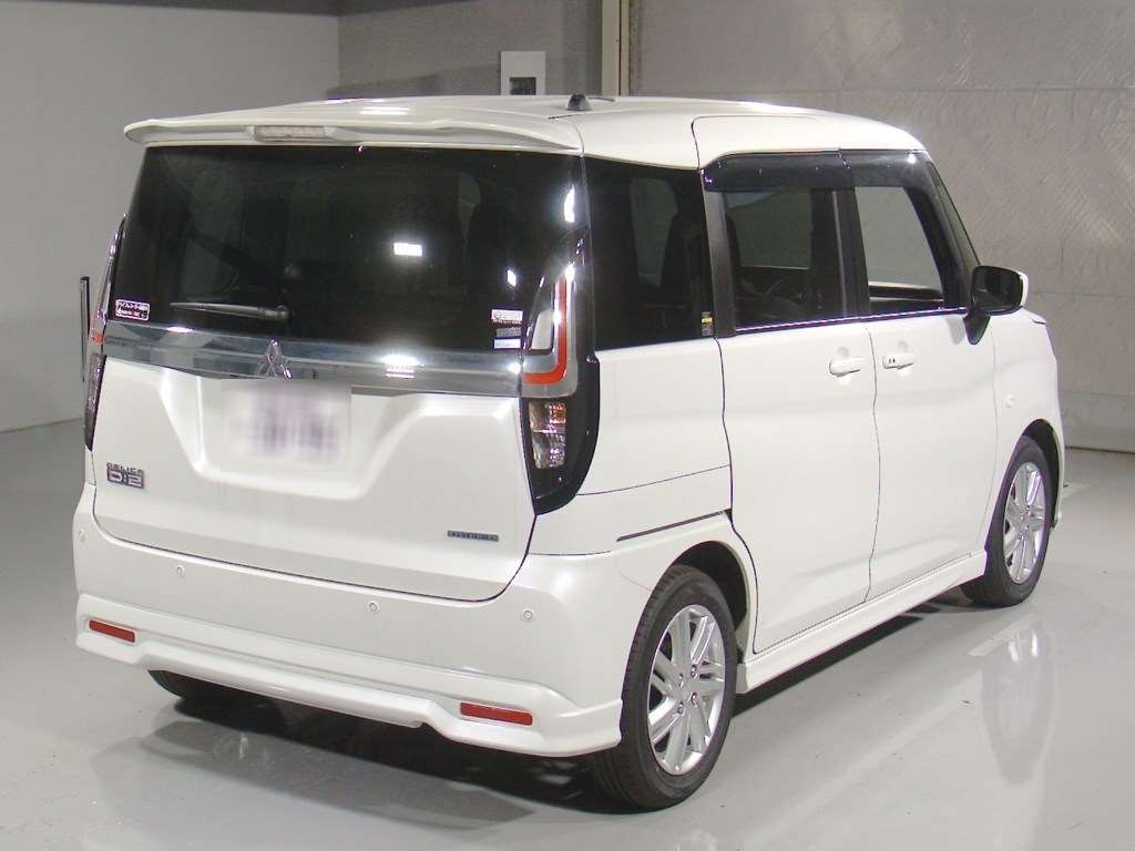 MITSUBISHI DELICA D:2