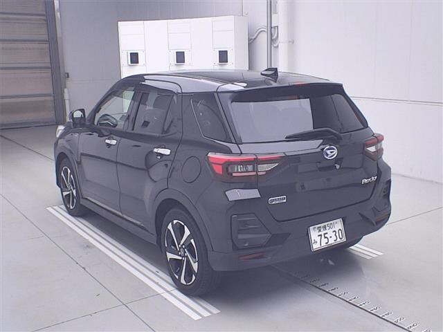 DAIHATSU ROCKY