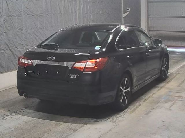 SUBARU LEGACY B4