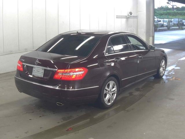 MERCEDES BENZ E CLASS