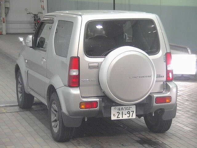 SUZUKI JIMNY SIERRA