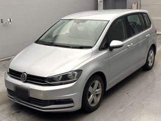VOLKSWAGEN GOLF TOURAN