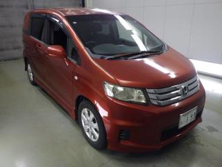 HONDA FREED SPIKE