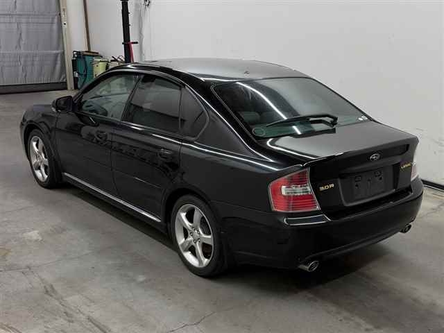 SUBARU LEGACY B4
