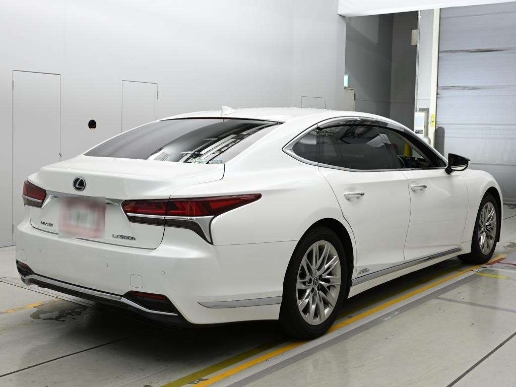 LEXUS LS