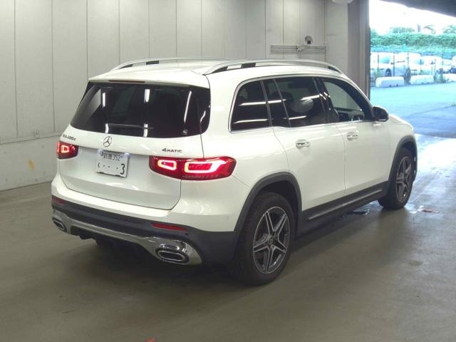 MERCEDES BENZ GLB