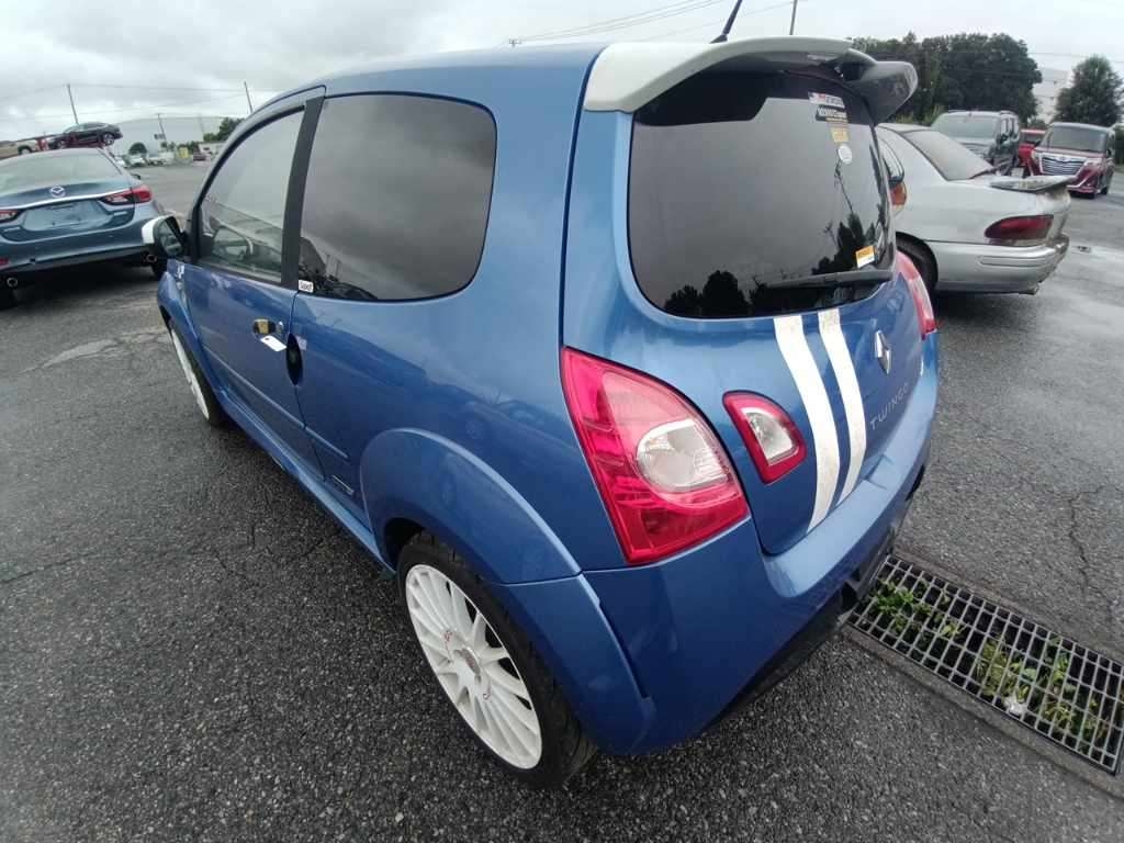 RENAULT TWINGO