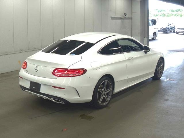 MERCEDES BENZ C CLASS