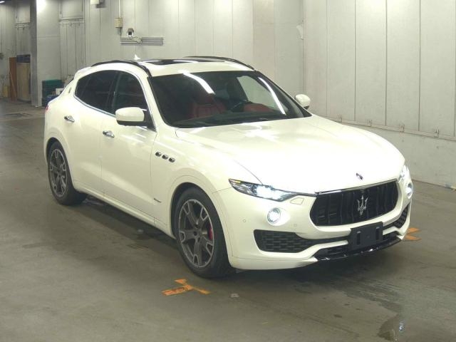 MASERATI LEVANTE