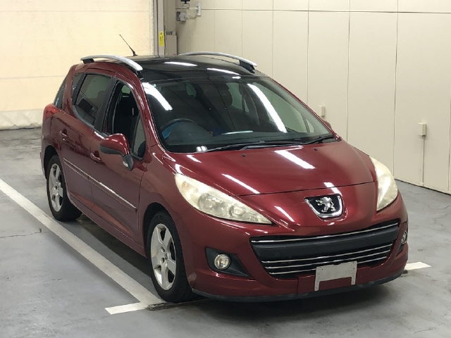 PEUGEOT 207