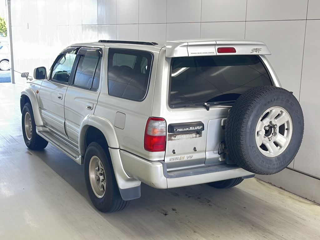 TOYOTA HILUX SURF