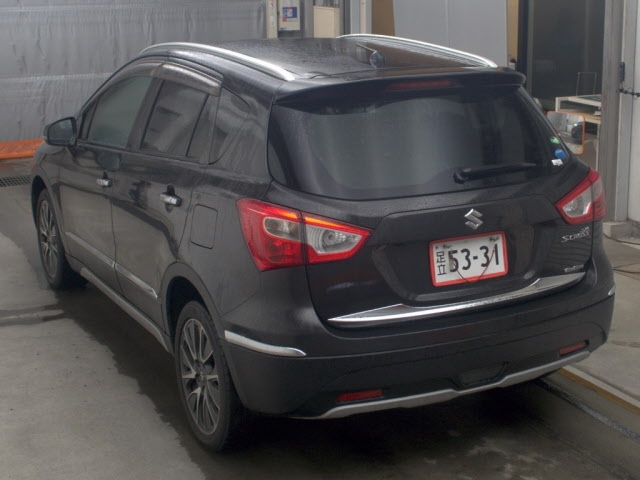SUZUKI SX4